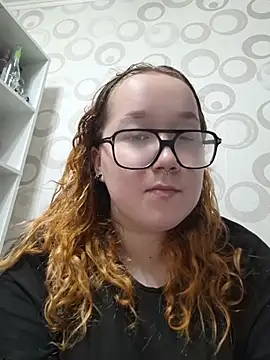 Snapshot of FionaDior chatting on 28, 7, 2026 FionaDior online show from 28, 7, 2026