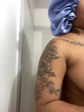 riri brunnete online show from 30, 1, 2025