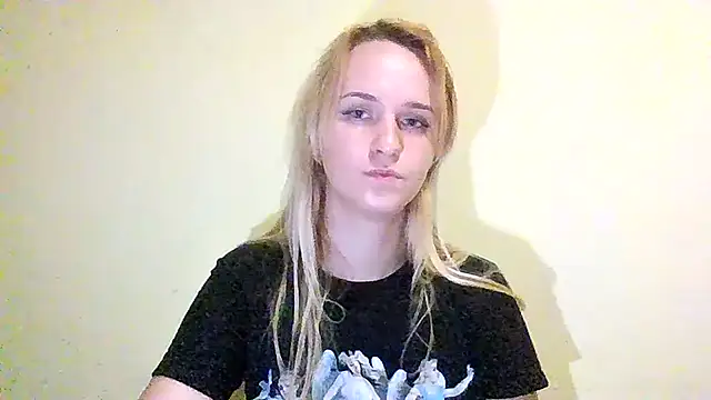 SunSakura online show from 8, 8, 2026