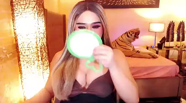 BigCumHuntersxx online show from 11, 3, 2025