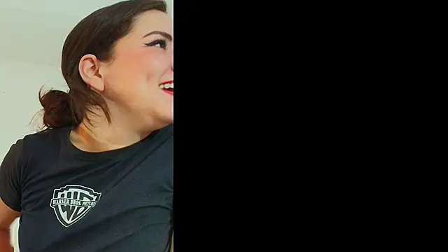 Snapshot of Julianna_SX chatting on 27, 7, 2026 Julianna SX online show from 27, 7, 2026