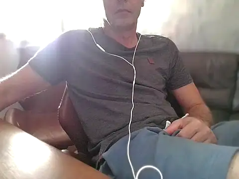 Snapshot of trebor600 chatting on 28, 7, 2026 trebor600 online show from 28, 7, 2026