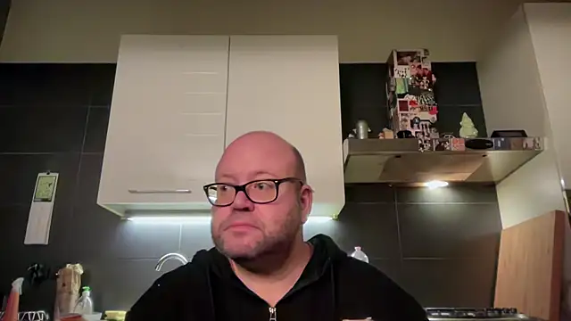 theitalianbear online show from 31, 3, 2026