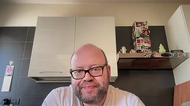 theitalianbear online show from 11, 4, 2026