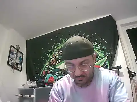 Snapshot of MagicStickBoy chatting on 27, 2, 2026 MagicStickBoy online show from 27, 2, 2026