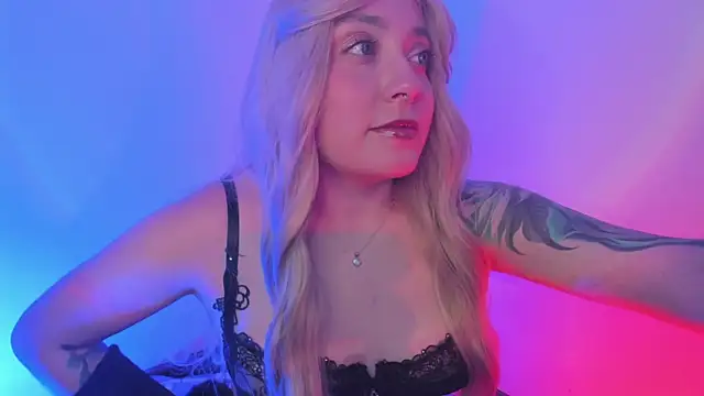 Snapshot of honeybelle_ chatting on 8, 8, 2026 honeybelle online show from 8, 8, 2026