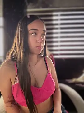 Ashlie Rodriguez LS online show from 28, 7, 2026