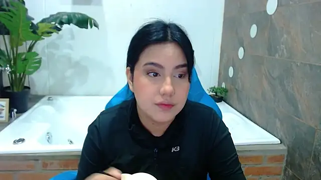 Snapshot of Cloe_Hanson chatting on 29, 7, 2026 Cloe Hanson online show from 29, 7, 2026