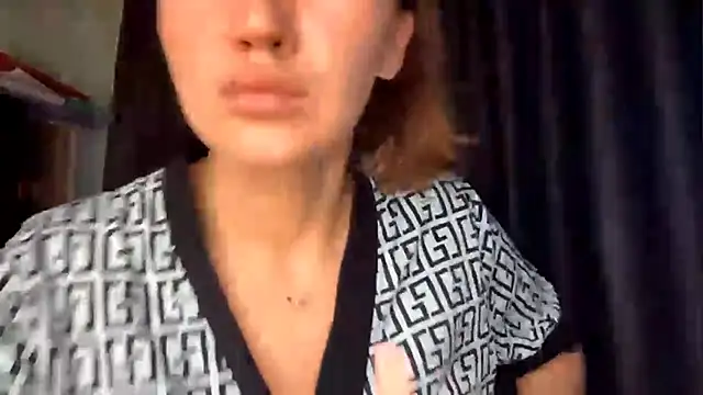 Adele Virelsons online show from 31, 7, 2026