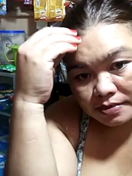Snapshot of sweetpinay85 chatting on 1, 8, 2026 sweetpinay85 online show from 1, 8, 2026