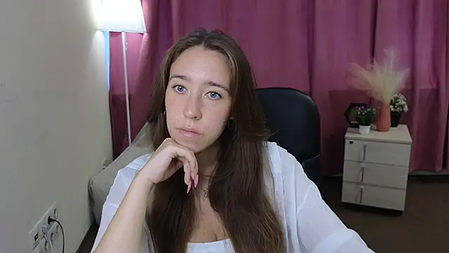 Snapshot of EdithBallesterous chatting on 2, 8, 2026 EdithBallesterous online show from 2, 8, 2026