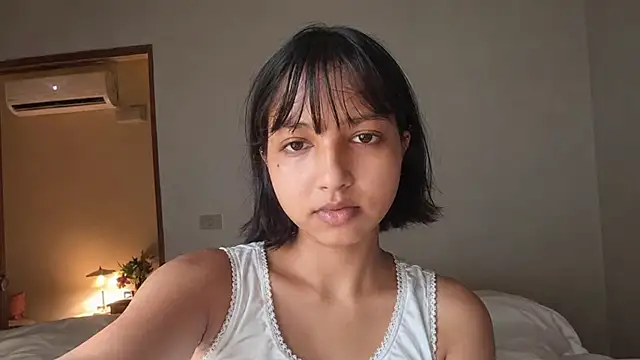 Snapshot of Sharvari-94 chatting on 1, 8, 2026 Sharvari-94 online show from 1, 8, 2026