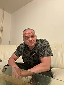 Snapshot of Chris111219 chatting on 7, 8, 2026 Chris111219 online show from 7, 8, 2026