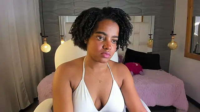 Snapshot of Sofi_Skype chatting on 4, 8, 2026 Sofi Skype online show from 4, 8, 2026