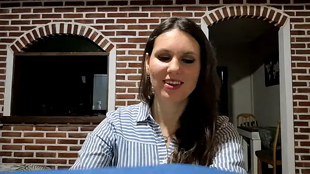 Snapshot of JacklynSwisshelm chatting on 6, 8, 2026 JacklynSwisshelm online show from 6, 8, 2026