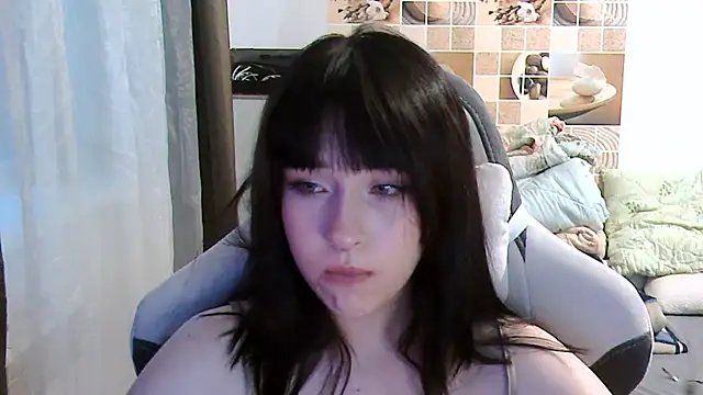 EvaHurt online show from 6, 8, 2026