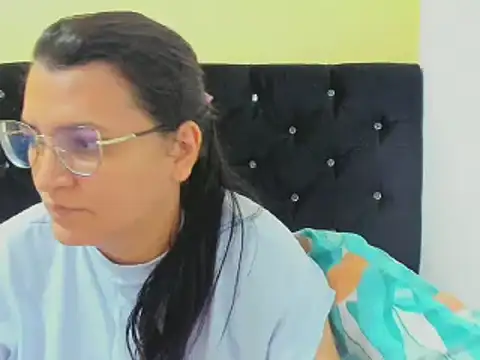 Snapshot of MARILYN_GARCIA chatting on 24, 12, 2024 MARILYN GARCIA online show from 24, 12, 2024