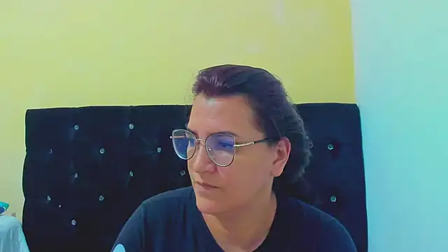 Snapshot of MARILYN_GARCIA chatting on 28, 12, 2024 MARILYN GARCIA online show from 28, 12, 2024