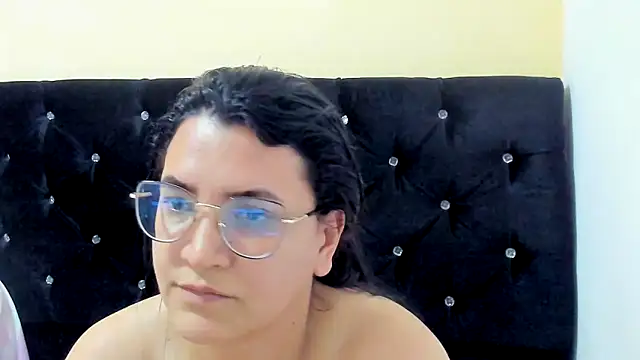 Snapshot of MARILYN_GARCIA chatting on 4, 1, 2025 MARILYN GARCIA online show from 4, 1, 2025
