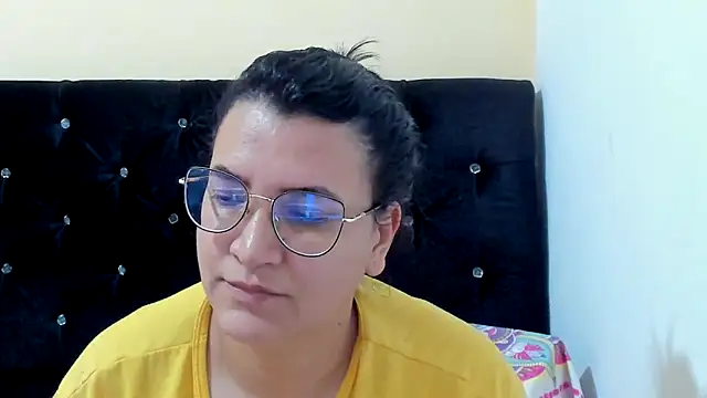 Snapshot of MARILYN_GARCIA chatting on 4, 1, 2025 MARILYN GARCIA online show from 4, 1, 2025