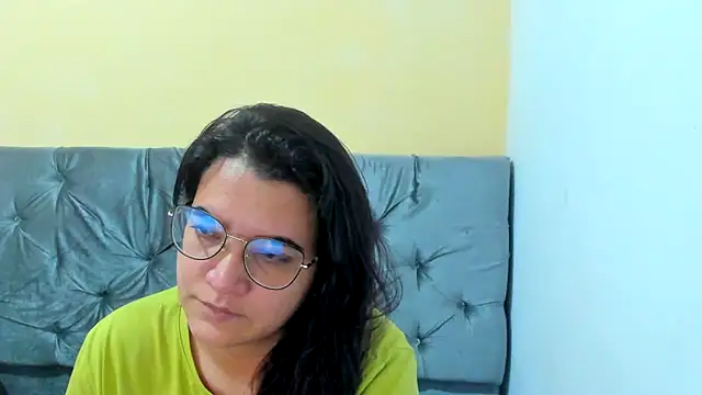 Snapshot of MARILYN_GARCIA chatting on 1, 2, 2025 MARILYN GARCIA online show from 1, 2, 2025