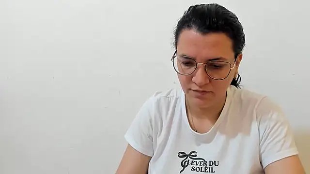 MARILYN GARCIA online show from 9, 11, 2025