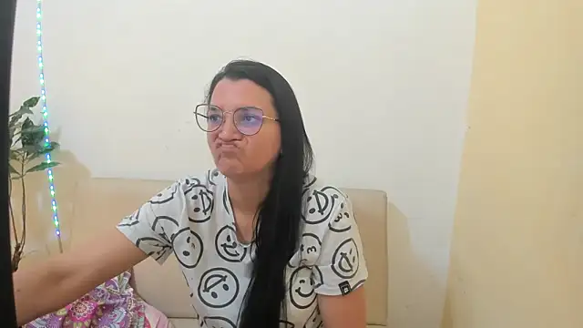 MARILYN GARCIA online show from 22, 4, 2026