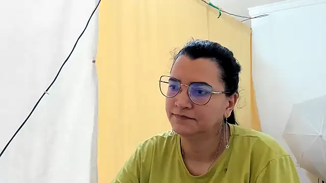 Snapshot of MARILYN_GARCIA chatting on 17, 5, 2026 MARILYN GARCIA online show from 17, 5, 2026