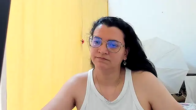 Snapshot of MARILYN_GARCIA chatting on 22, 5, 2026 MARILYN GARCIA online show from 22, 5, 2026