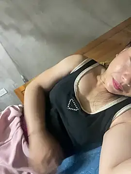 Snapshot of nguyetem chatting on 8, 8, 2026 nguyetem online show from 8, 8, 2026