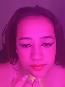 Snapshot of Ariavervet chatting on 7, 8, 2026 Ariavervet online show from 7, 8, 2026