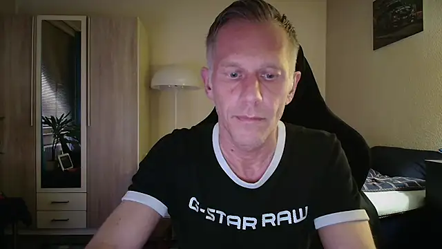 slaveboy2016xh online show from 7, 6, 2026