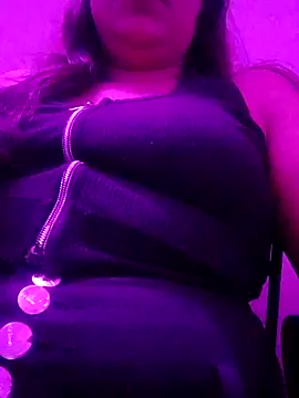 Snapshot of SEXY_AUNTYY chatting on 9, 8, 2026 SEXY AUNTYY online show from 9, 8, 2026