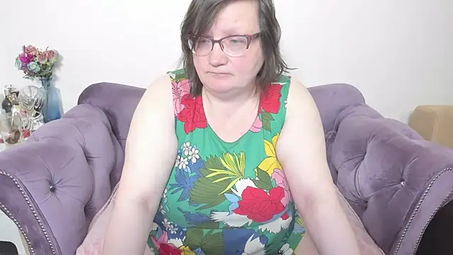 Snapshot of vitabox chatting on 24, 4, 2026 vitabox online show from 24, 4, 2026
