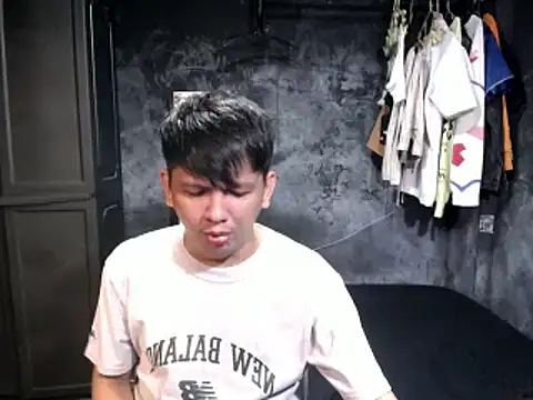 Snapshot of asianPinoy4you chatting on 4, 10, 2025 asianPinoy4you online show from 4, 10, 2025