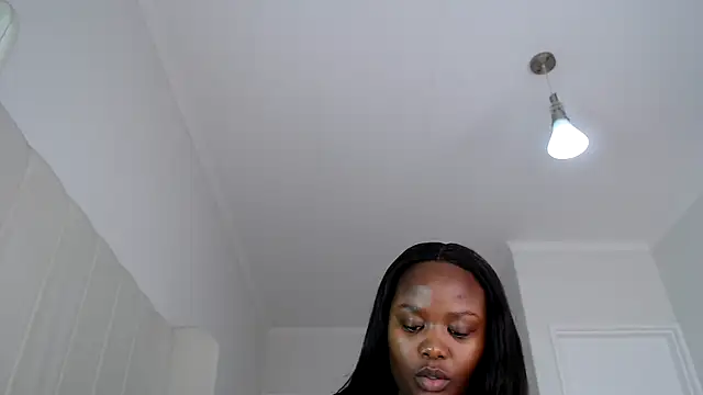 xBUSTY CANDYx online show from 16, 4, 2026