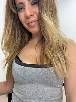 Snapshot of sexylenia chatting on 1, 6, 2026 sexylenia online show from 1, 6, 2026