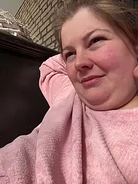Snapshot of BootyLola chatting on 9, 3, 2025 BootyLola online show from 9, 3, 2025