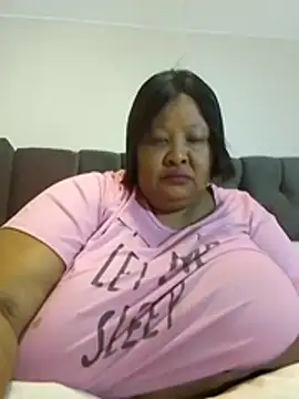 Snapshot of nancy111 chatting on 28, 4, 2026 nancy111 online show from 28, 4, 2026