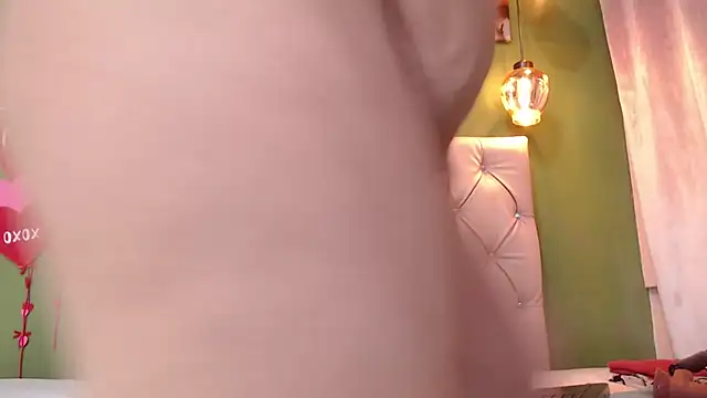 Tinna Flirt online show from 20, 2, 2025