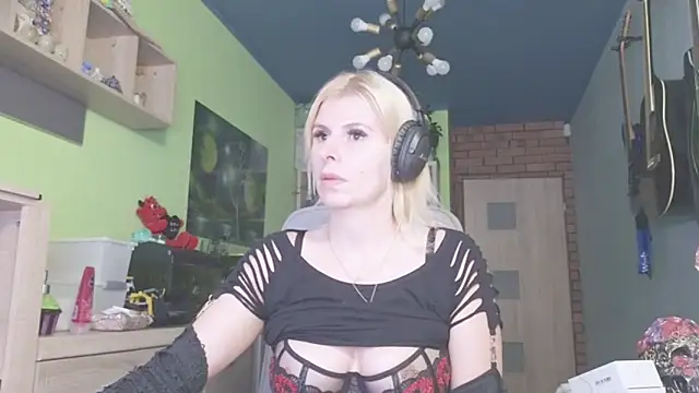 karmija online show from 12, 11, 2025