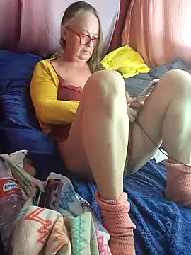 MucMilf59 online show from 3, 3, 2025