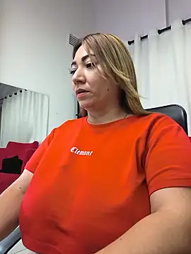 Snapshot of kendra_fire chatting on 10, 6, 2026 kendra fire online show from 10, 6, 2026