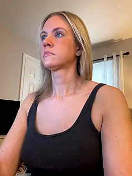 Kay Cakes online show from 21, 11, 2025