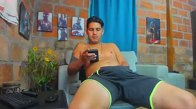 Snapshot of Zack_Grey chatting on 10, 3, 2025 Zack Grey online show from 10, 3, 2025