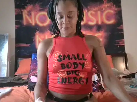 EnticingAaliyah online show from 28, 1, 2025