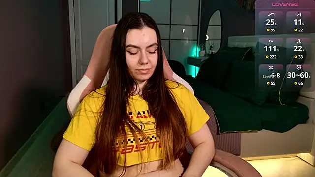 Snapshot of Foxohlove chatting on 14, 3, 2025 Foxohlove online show from 14, 3, 2025