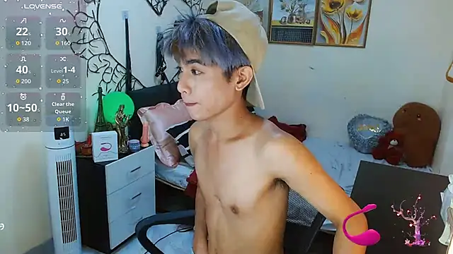 Snapshot of WildestTwink chatting on 16, 9, 2025 WildestTwink online show from 16, 9, 2025