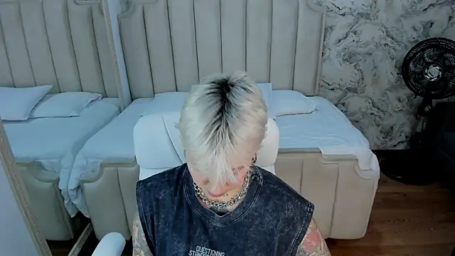 amy ink online show from 18, 10, 2025