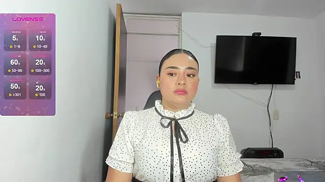 Snapshot of ReyleDoll chatting on 21, 7, 2026 ReyleDoll online show from 21, 7, 2026